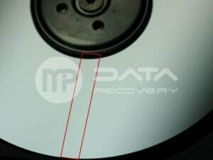 Odzyskiwanie danych z dysku z pękniętym talerzem - fot 2