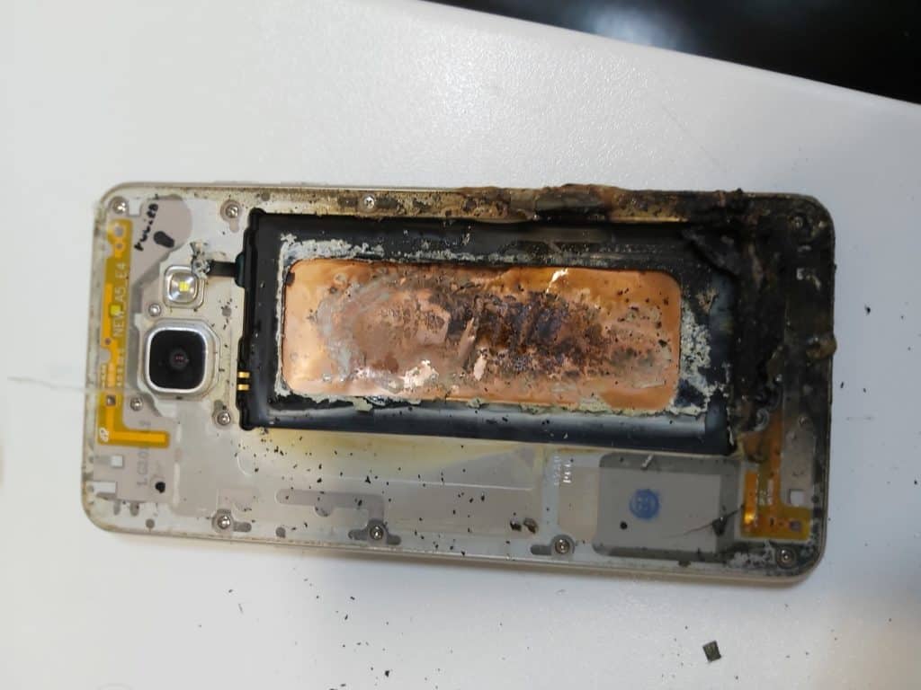 WYBUCHAJĄCE BATERIE W SMARTFONACH